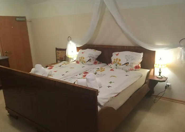 Alte Schule Niederduenzebach Pensjonat