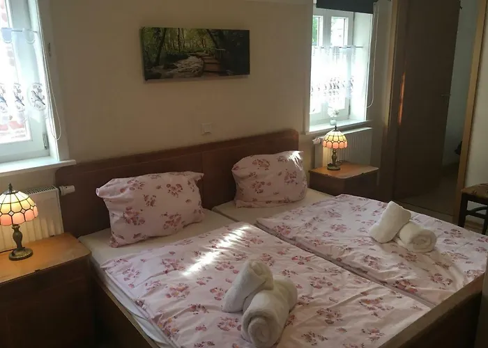 Alte Schule Niederduenzebach Eschwege